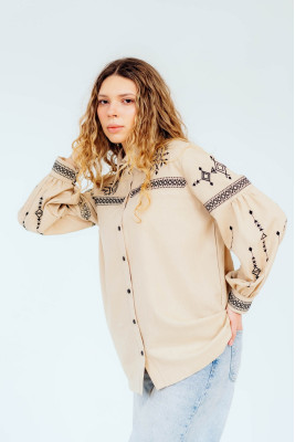 Вишиванка жіноча